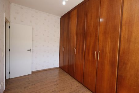 Casa de condomínio para alugar com 250m², 4 quartos e 3 vagasQuarto 2