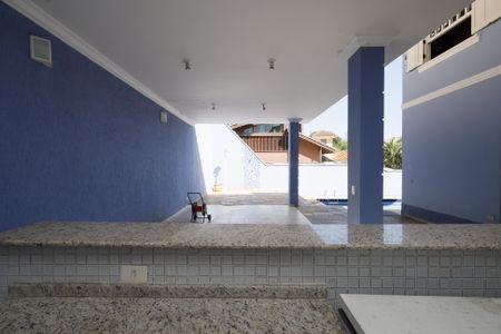 Casa de condomínio para alugar com 250m², 4 quartos e 3 vagasChurrasaqueira