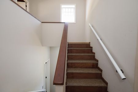 Casa de condomínio para alugar com 250m², 4 quartos e 3 vagasHall Esacada 