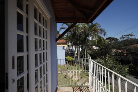Casa de condomínio para alugar com 250m², 4 quartos e 3 vagasVaranda 