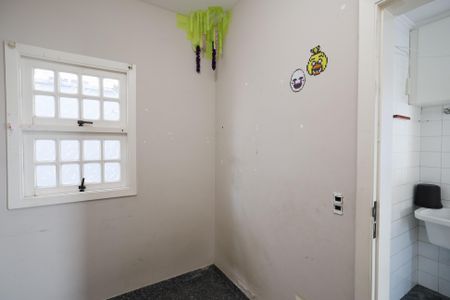 Casa de condomínio para alugar com 250m², 4 quartos e 3 vagasQuarto 5