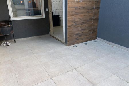 Casa de condomínio para alugar com 128m², 2 quartos e 1 vagaVaranda