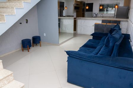 Casa de condomínio para alugar com 128m², 2 quartos e 1 vagaSala