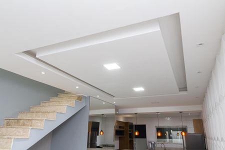 Casa de condomínio para alugar com 128m², 2 quartos e 1 vagaSala