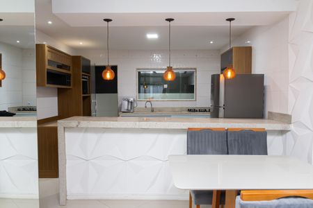 Casa de condomínio para alugar com 128m², 2 quartos e 1 vagaCozinha