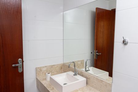 Casa de condomínio para alugar com 128m², 2 quartos e 1 vagaBanheiro da Suíte 1