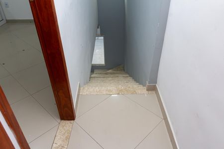Casa de condomínio para alugar com 128m², 2 quartos e 1 vagaCorredor