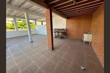 Casa para alugar com 136m², 2 quartos e 1 vagaTerraço