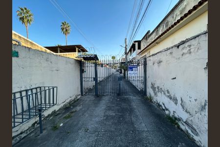 Casa para alugar com 136m², 2 quartos e 1 vagaFachada + plaquinha