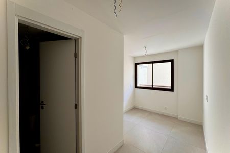 Apartamento à venda com 167m², 3 quartos e 2 vagas