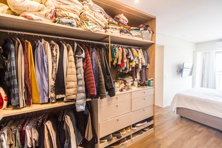 Apartamento à venda com 120m², 3 quartos e 2 vagasCloset da suíte