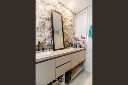 Apartamento à venda com 120m², 3 quartos e 2 vagasBanheiro da Suíte