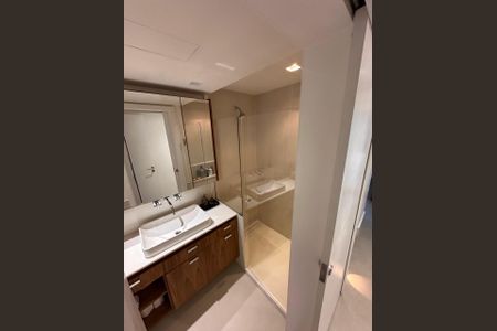 Apartamento à venda com 93m², 2 quartos e sem vaga Apartamento à venda com 93m², 2 quartos e sem vagaBanheiro