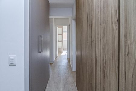 Apartamento à venda com 108m², 4 quartos e 3 vagascorredor para os cômodos_1