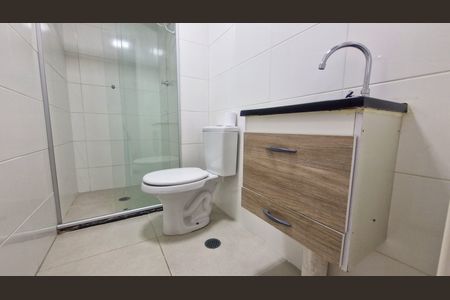 Banheiro  de apartamento para alugar com 1 quarto, 25m² em Jardim Prudência, São Paulo