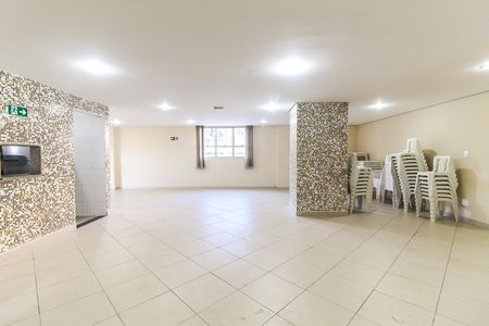 Apartamento à venda com 57m², 2 quartos e 1 vaga Apartamento à venda com 57m², 2 quartos e 1 vagaÁrea comum - Salão de festas