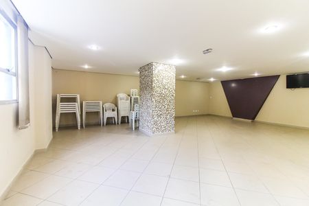 Apartamento à venda com 57m², 2 quartos e 1 vaga Apartamento à venda com 57m², 2 quartos e 1 vagaÁrea comum - Salão de festas