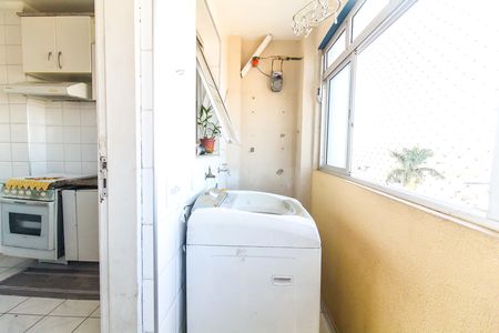 Apartamento à venda com 57m², 2 quartos e 1 vaga Apartamento à venda com 57m², 2 quartos e 1 vagaÁrea de Serviço
