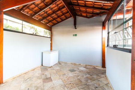 Apartamento à venda com 57m², 2 quartos e 1 vaga Apartamento à venda com 57m², 2 quartos e 1 vagaÁrea comum - Churrasqueira
