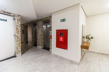 Apartamento à venda com 57m², 2 quartos e 1 vaga Apartamento à venda com 57m², 2 quartos e 1 vagaHall de entrada
