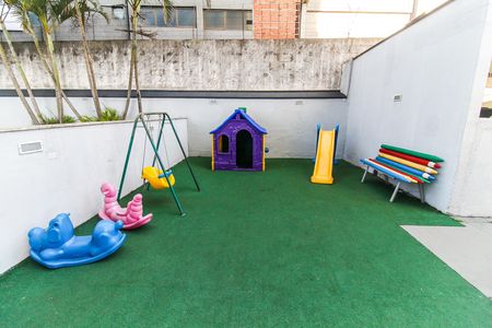 Apartamento à venda com 57m², 2 quartos e 1 vaga Apartamento à venda com 57m², 2 quartos e 1 vagaPlayground