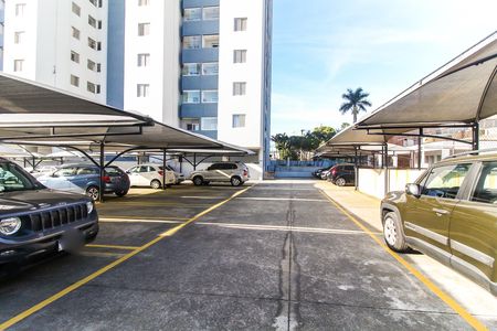 Apartamento à venda com 57m², 2 quartos e 1 vaga Apartamento à venda com 57m², 2 quartos e 1 vagaEstacionamento