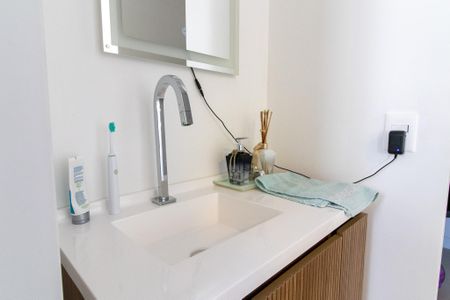 Banheiro de kitnet/studio à venda com 1 quarto, 46m² em Centro, Campinas