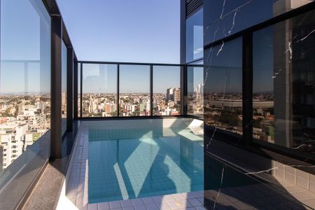 Apartamento para alugar com 117m², 2 quartos e 2 vagasÁrea comum - Piscina