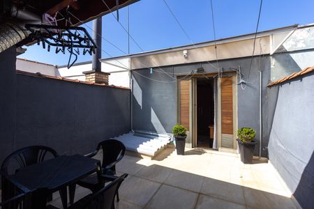 Casa à venda com 152m², 2 quartos e 1 vagaÁrea de Serviço
