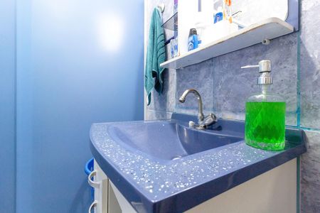 Casa à venda com 152m², 2 quartos e 1 vagaBanheiro