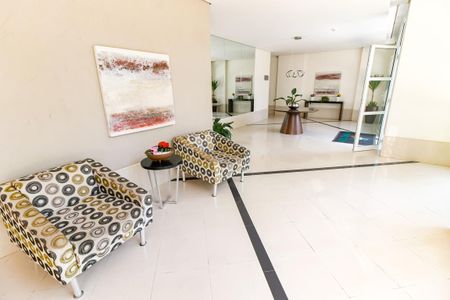 Apartamento à venda com 67m², 2 quartos e 2 vagasHall de entrada