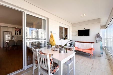 Apartamento à venda com 94m², 3 quartos e 2 vagasSacada