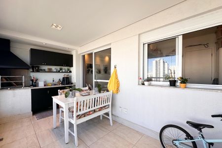 Apartamento à venda com 94m², 3 quartos e 2 vagasSacada