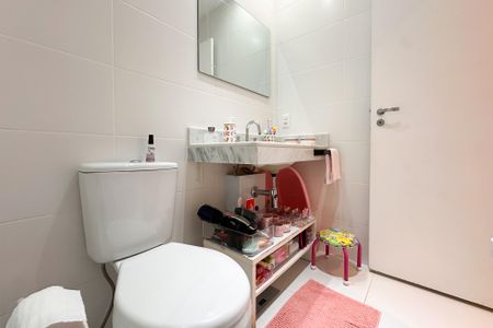 Apartamento à venda com 94m², 3 quartos e 2 vagasBanheiro Social