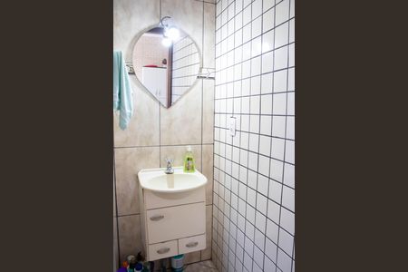 Casa para alugar com 385m², 4 quartos e 3 vagasBANHEIRO DA ÁREA DE SERVIÇO