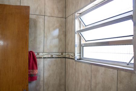 Casa para alugar com 385m², 4 quartos e 3 vagasBANHEIRO DA ÁREA DE SERVIÇO