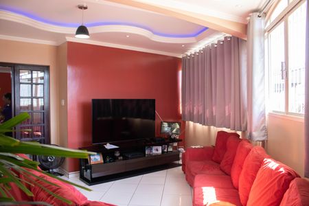 SALA DE TV de casa para alugar com 4 quartos, 385m² em Jaraguá, São Paulo