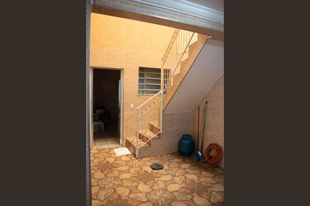 Casa para alugar com 385m², 4 quartos e 3 vagasGARAGEM DA EDÍCULA