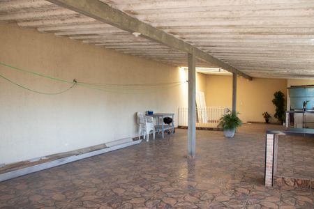 Casa para alugar com 385m², 4 quartos e 3 vagasSALÃO DE FESTAS