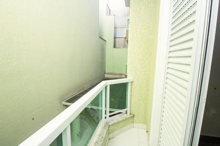 Apartamento à venda com 60m², 2 quartos e 2 vagasVaranda da Suíte