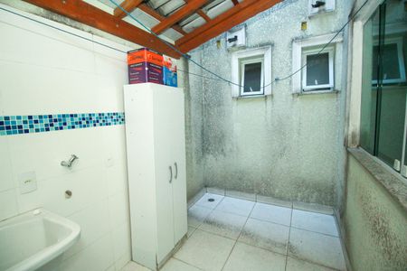 Apartamento à venda com 60m², 2 quartos e 2 vagasÁrea de Serviço