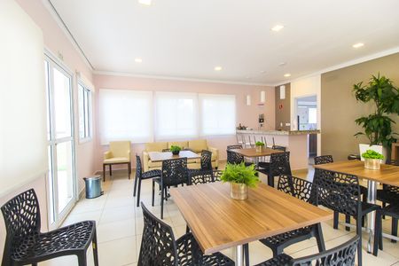 Apartamento para alugar com 43m², 2 quartos e 1 vagaÁrea comum - Salão de festas