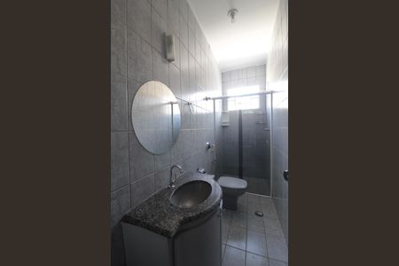 Casa para alugar com 180m², 3 quartos e 3 vagasBanheiro da Suite