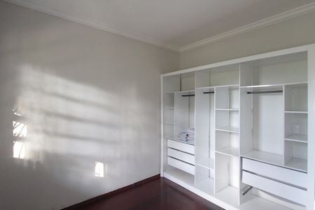 Casa para alugar com 180m², 3 quartos e 3 vagasQuarto 1