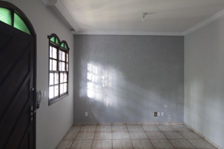 Casa para alugar com 180m², 3 quartos e 3 vagasSala