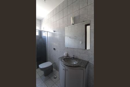 Casa para alugar com 180m², 3 quartos e 3 vagasBanheiro Social