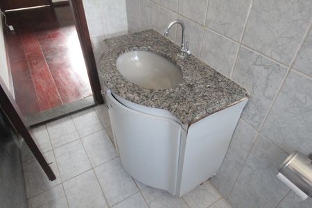 Casa para alugar com 180m², 3 quartos e 3 vagasBanheiro da Suite