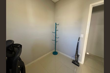 Apartamento para alugar com 71m², 3 quartos e 2 vagasQuarto 2