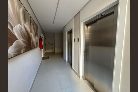 Apartamento para alugar com 71m², 3 quartos e 2 vagasHall de entrada