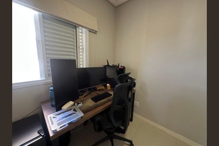 Apartamento para alugar com 71m², 3 quartos e 2 vagasQuarto 2